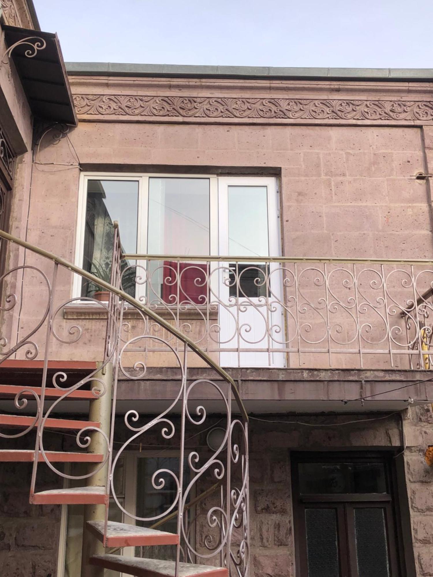 Отель Sweet House Гюмри Экстерьер фото